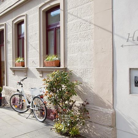 Hotel Garni Zum Hirschen อิปโฮเฟิน ภายนอก รูปภาพ